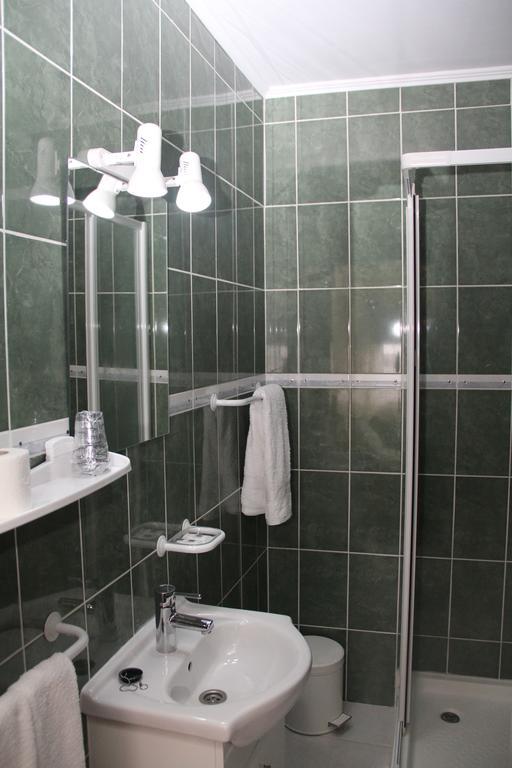 Hotel Residencial Montanhes Vila Real Zewnętrze zdjęcie